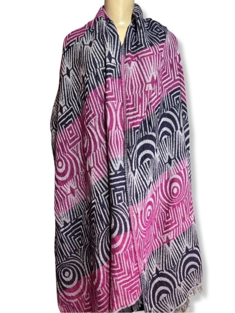 NWT $100 Cremieux Italian-made Luxury Blend Scarf